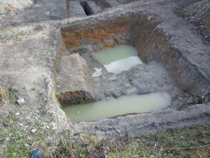 140211天王山の麓、遺跡発掘か?